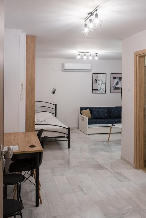 Az Modern Studio Volos Bagian luar foto